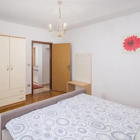1 Bedroom Stunning In Appartamento *