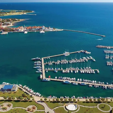 Appartamento 1 Bedroom Stunning In *